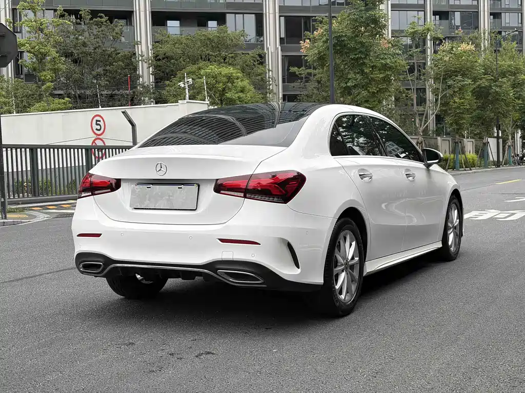 Mercedes-Benz A-Class — миниатюра 15