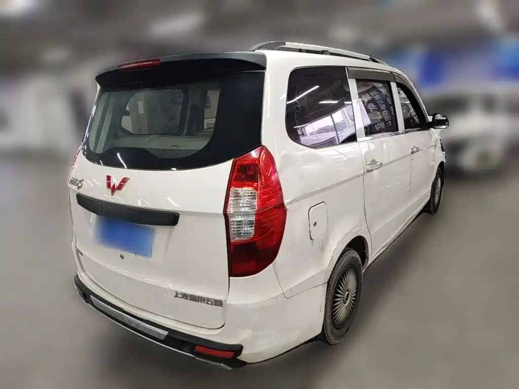 Wuling Hongguang — миниатюра 10
