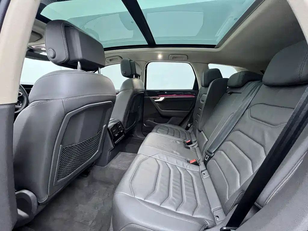 Volkswagen Touareg 2021 2.0TSI