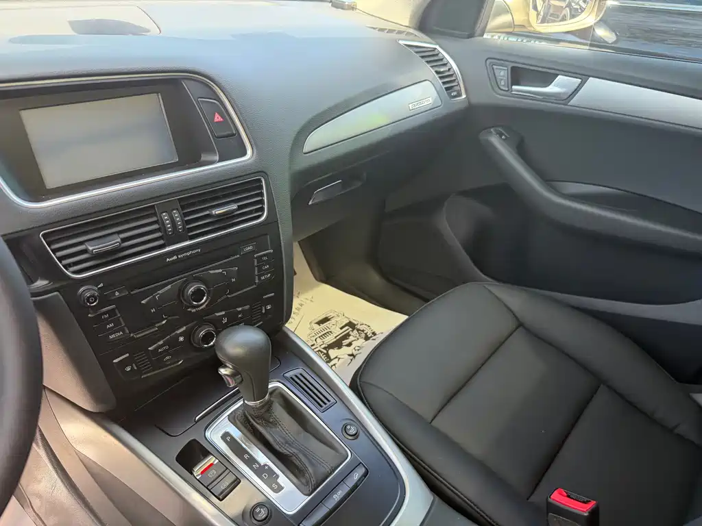 Audi Q5 — миниатюра 5
