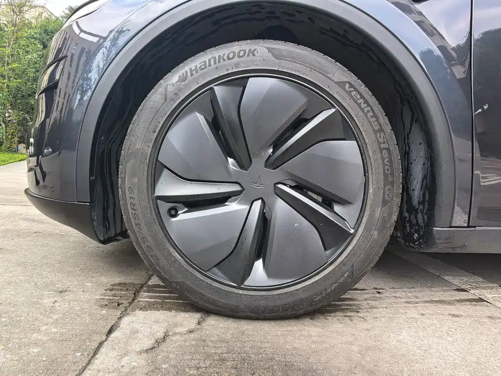 Tesla Model Y — фотографии объявления, Фото 22