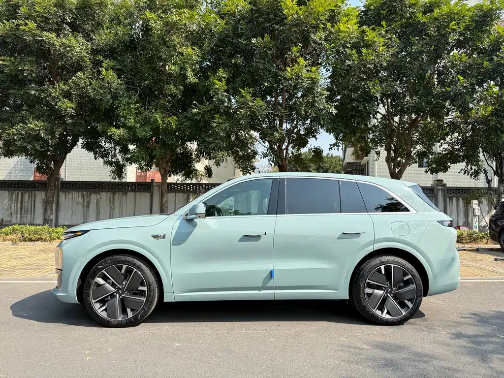 Li Auto IDEAL L6