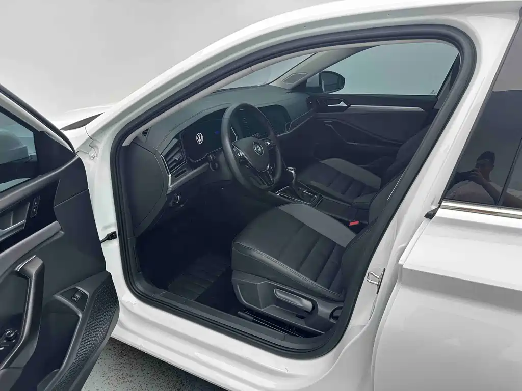 Volkswagen Sagitar — миниатюра 9