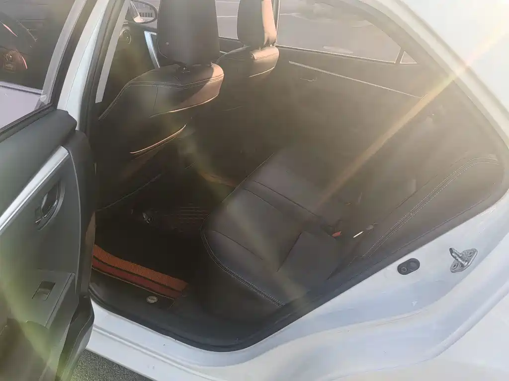 Toyota Corolla — миниатюра 9
