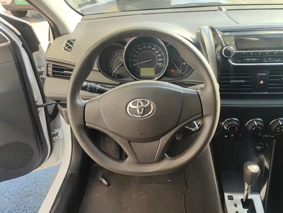Toyota Vios — миниатюра 15