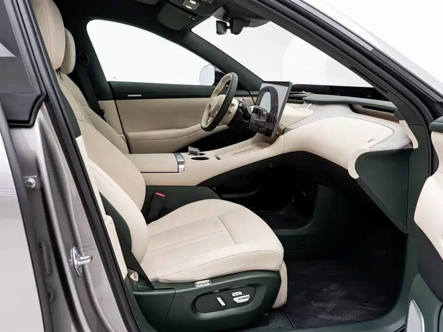 XIAOMI CAR XIAOMI YU7