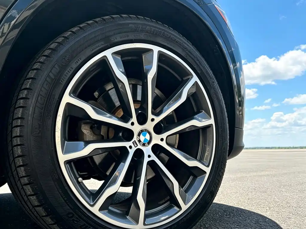BMW X3 — миниатюра 3