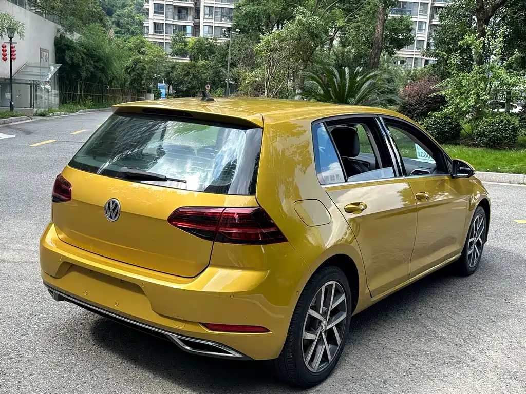 Volkswagen Golf — миниатюра 4