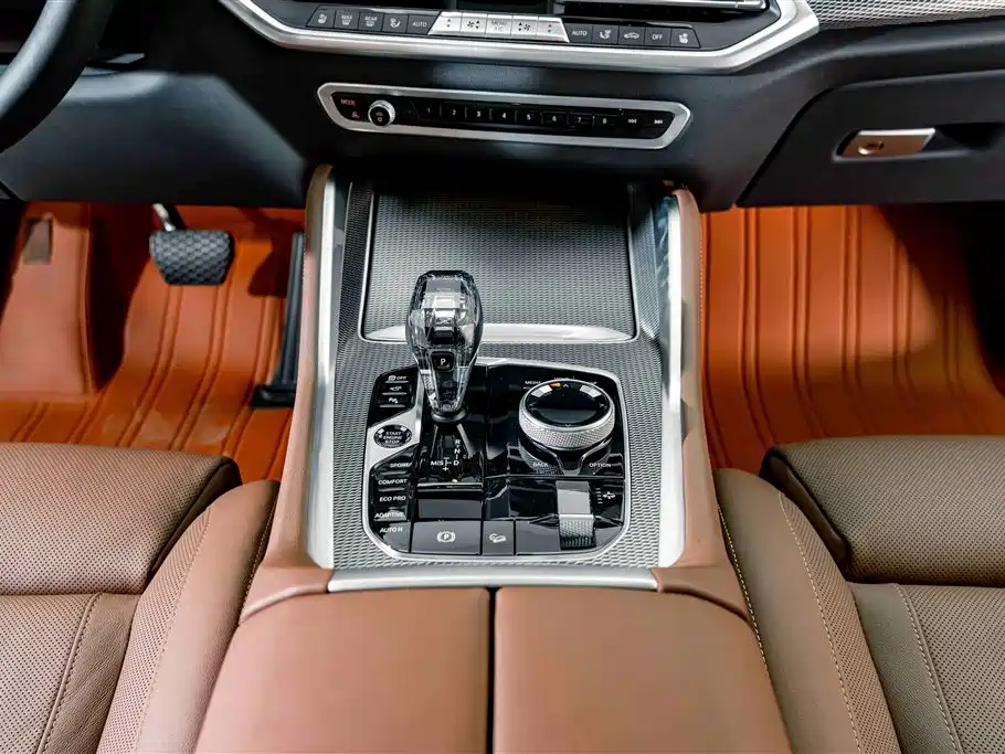 BMW X6 — миниатюра 15