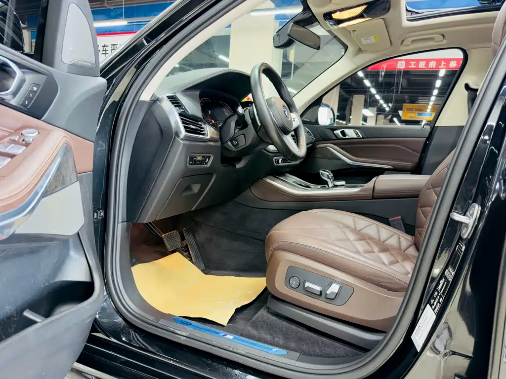 BMW X5 — миниатюра 7