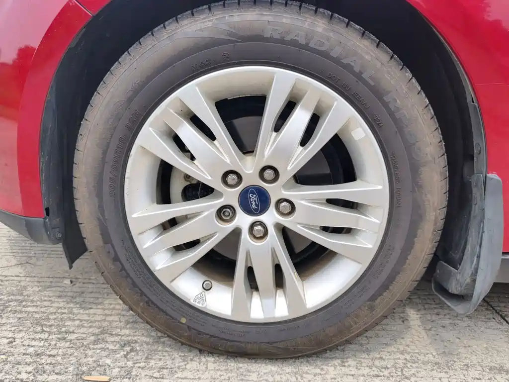 Ford Focus — миниатюра 19