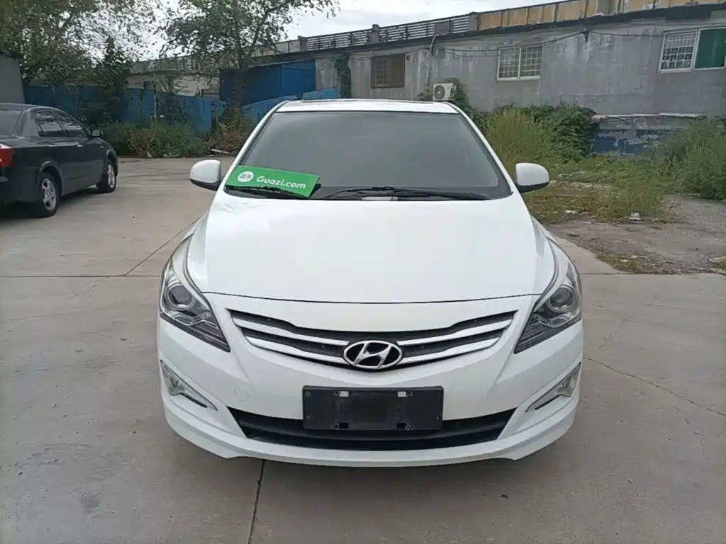 Hyundai Verna — миниатюра 3
