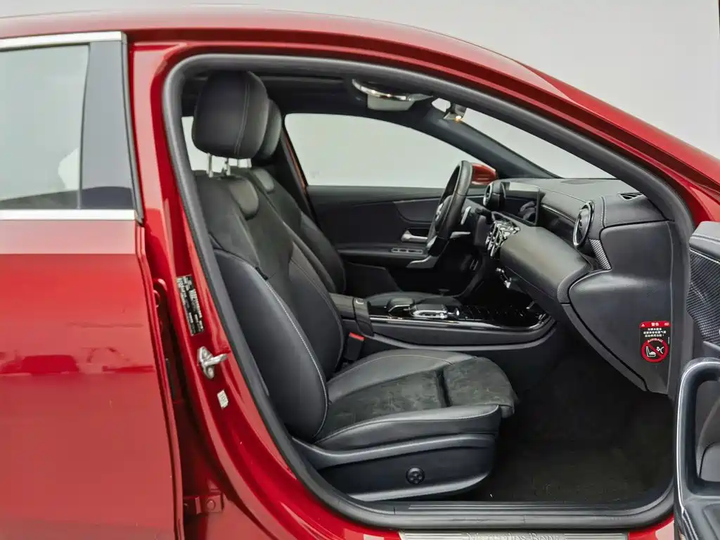 Mercedes-Benz A-Class — миниатюра 23