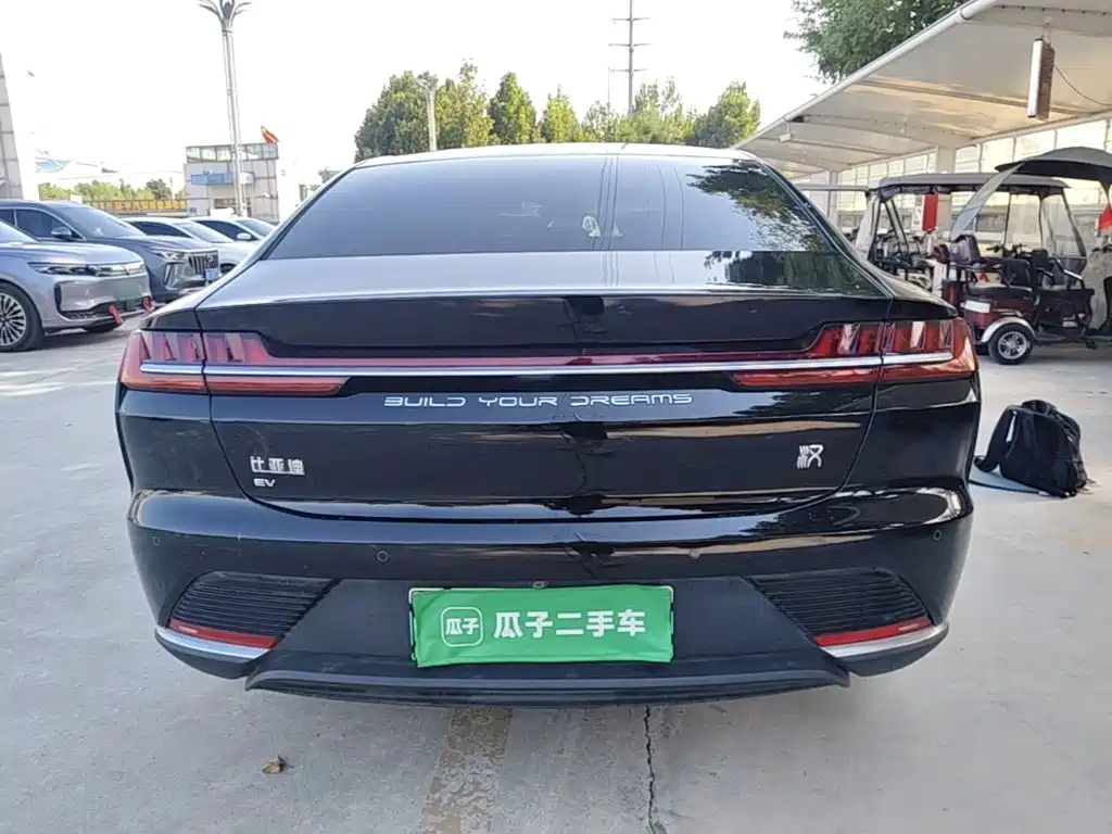 BYD Han — миниатюра 6