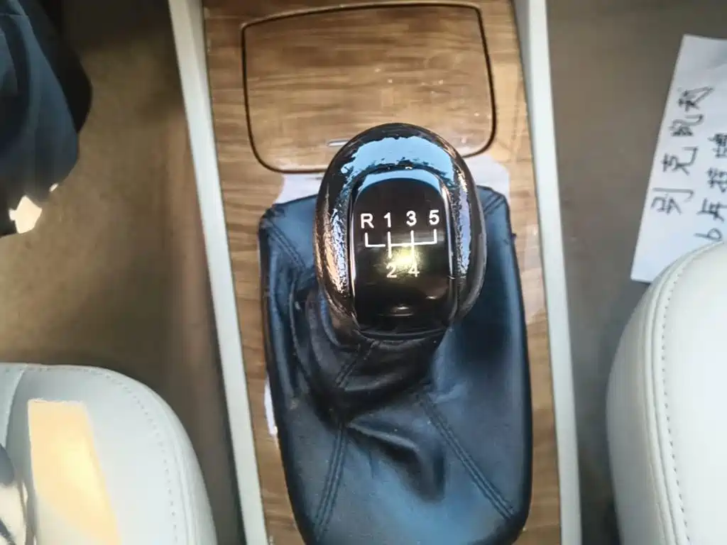 Buick Excelle — миниатюра 14