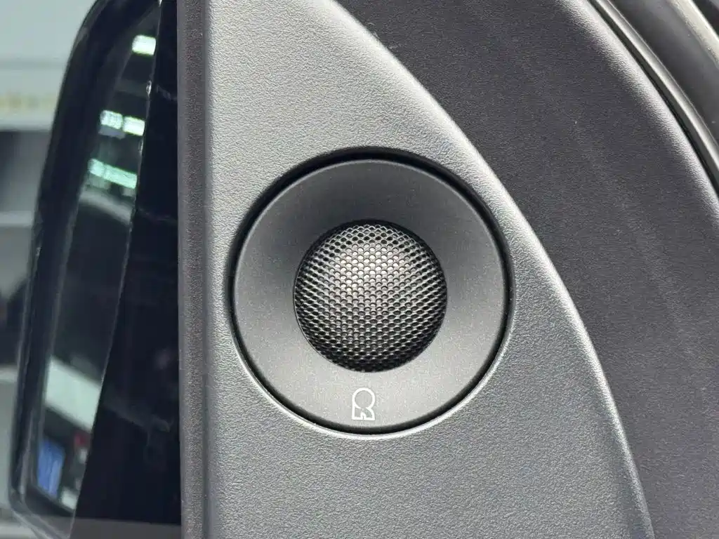 Lincoln Navigator — миниатюра 21