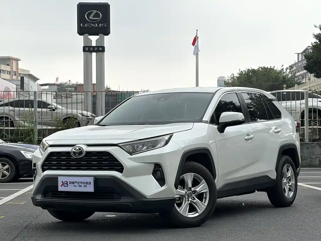 Toyota RAV4 2025