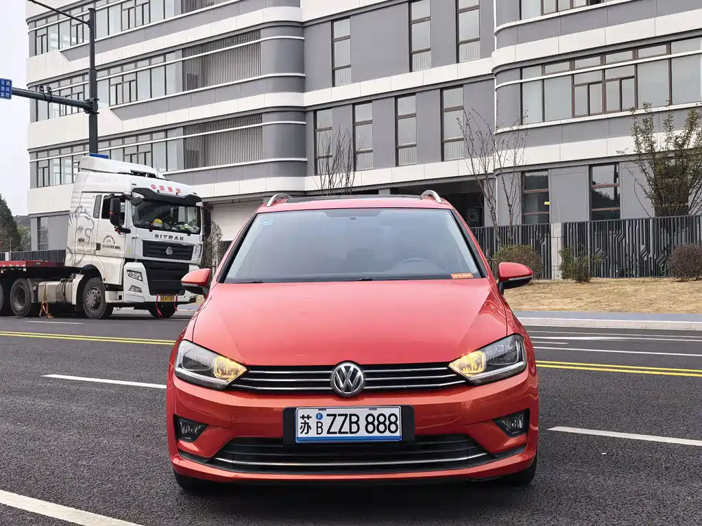 VOLKSWAGEN GOLF*JIAYU