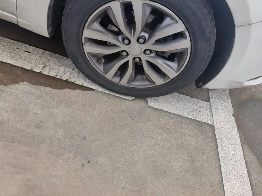 Buick Excelle — миниатюра 6