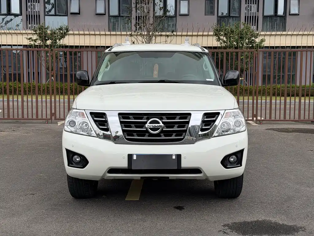 Nissan Patrol — миниатюра 2
