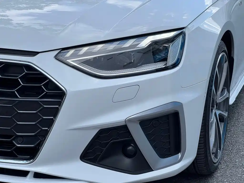 Audi A4L — миниатюра 13