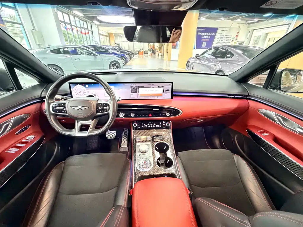 Genesis GV70 — миниатюра 10