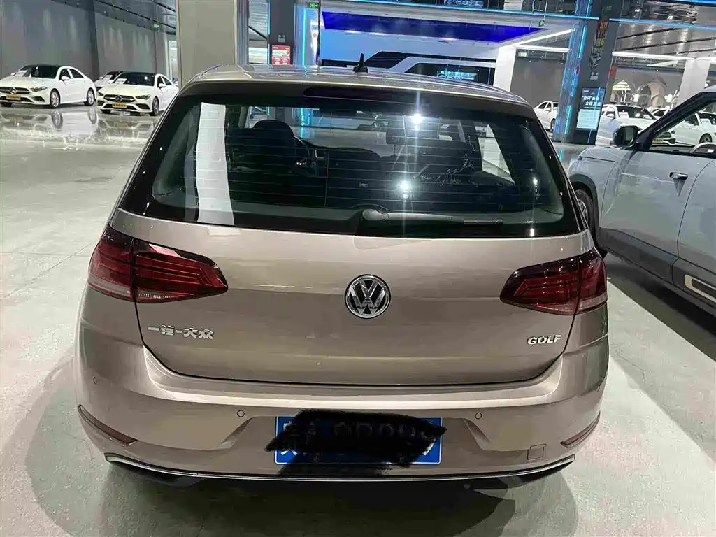 Volkswagen Golf — миниатюра 4