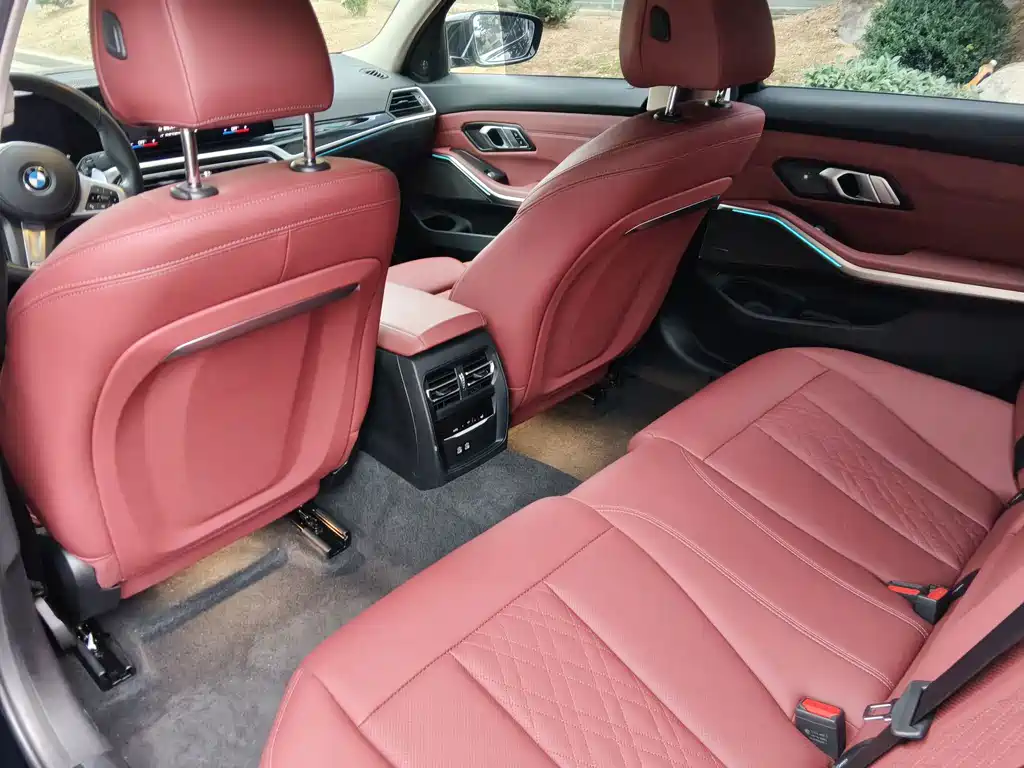 BMW 3 Series — миниатюра 6