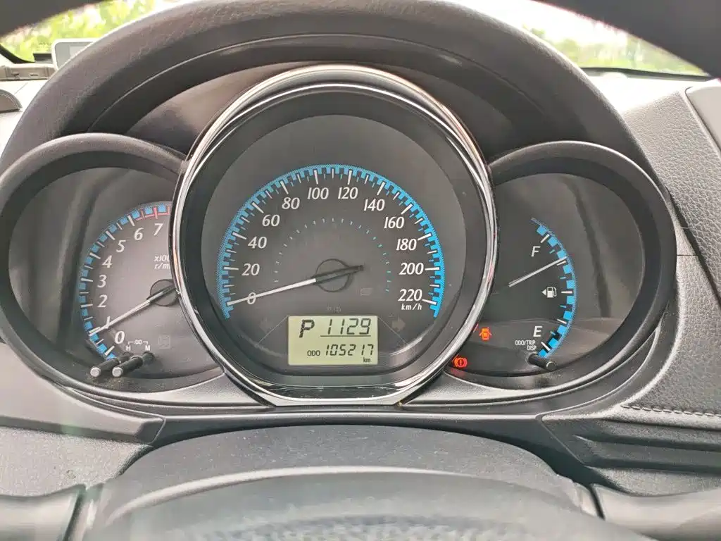 Toyota Yaris L — миниатюра 12
