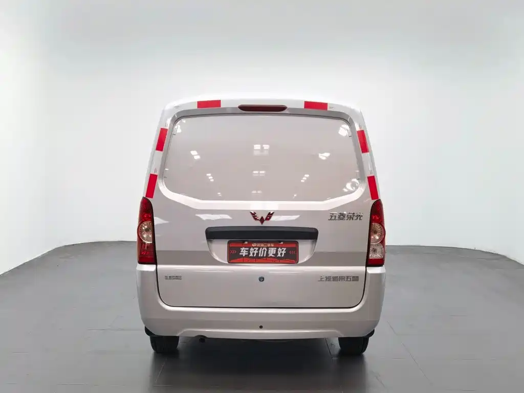 Wuling Rongguang — миниатюра 4