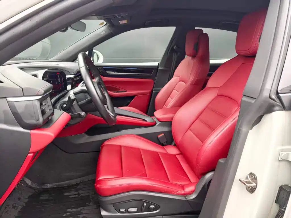 Porsche Macan EV — миниатюра 13