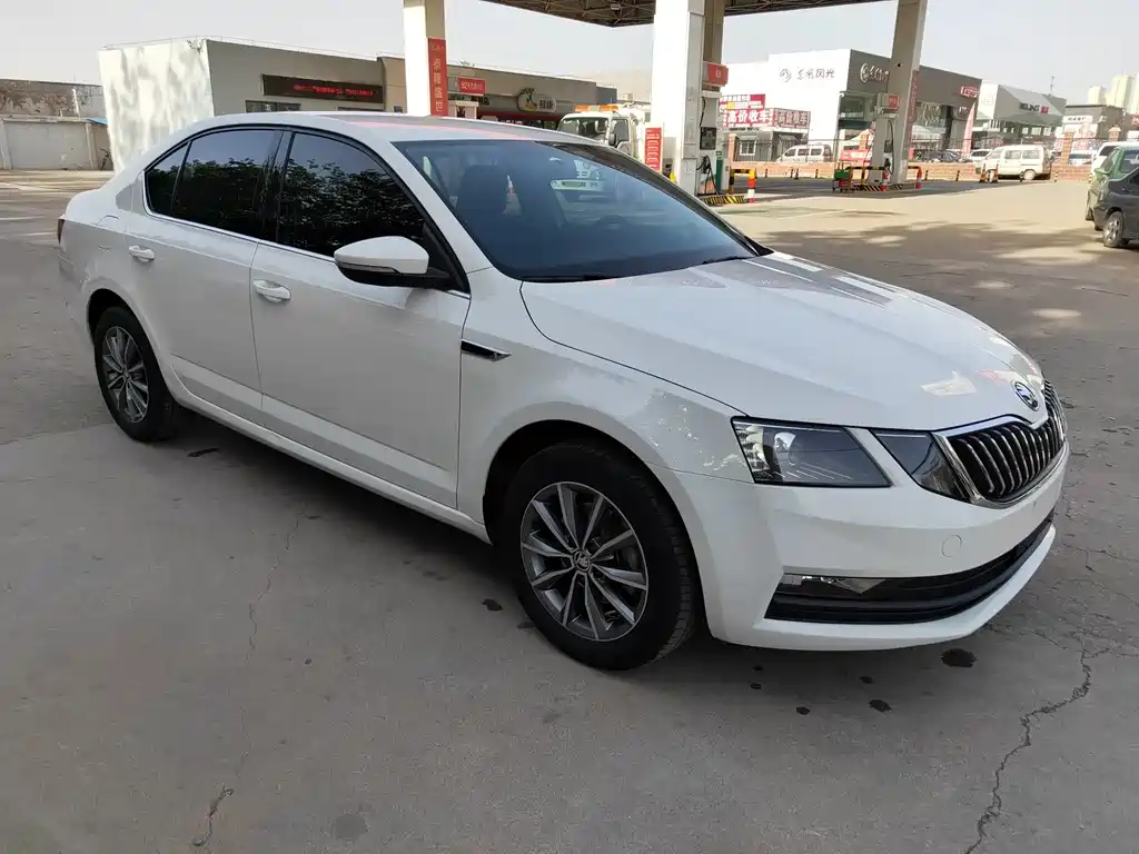 Купить Skoda Octavia