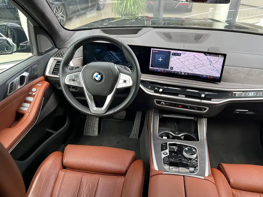 BMW X7 — миниатюра 8