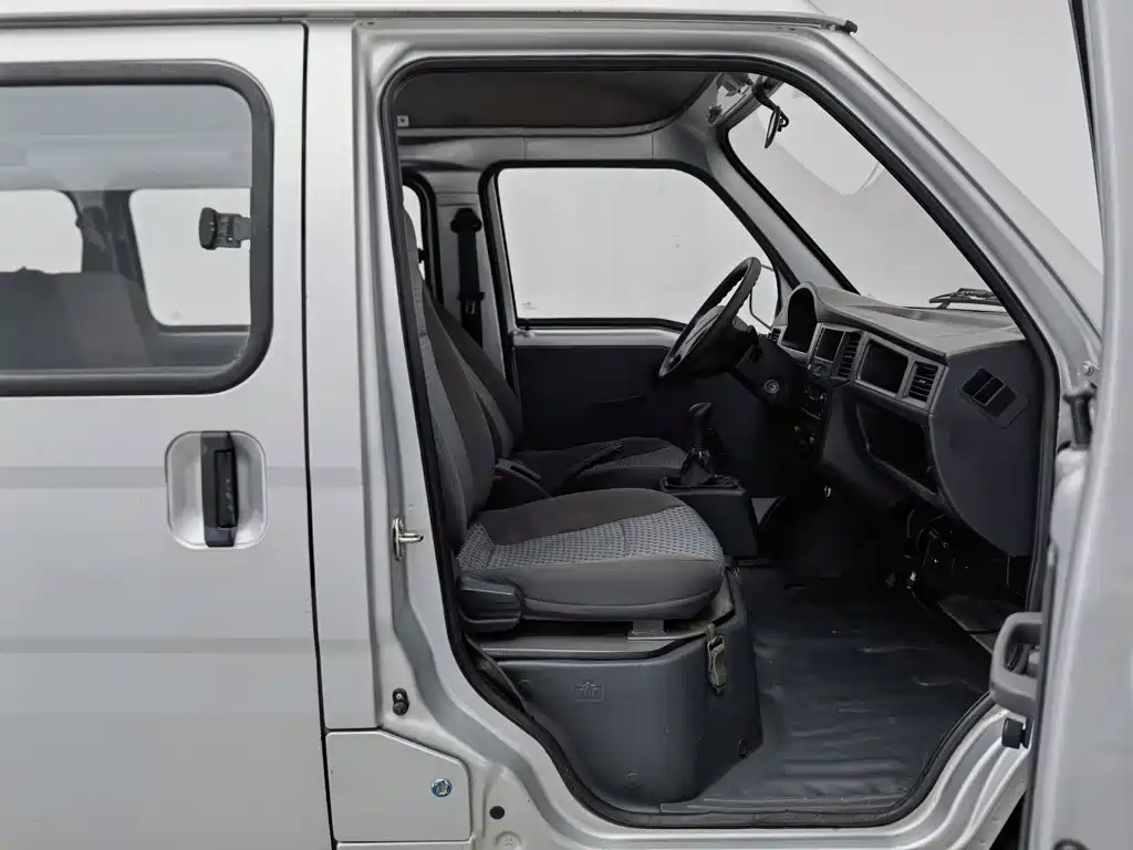 Wuling Zhiguang — миниатюра 23