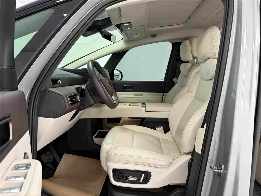 Li Auto Li MEGA — миниатюра 4