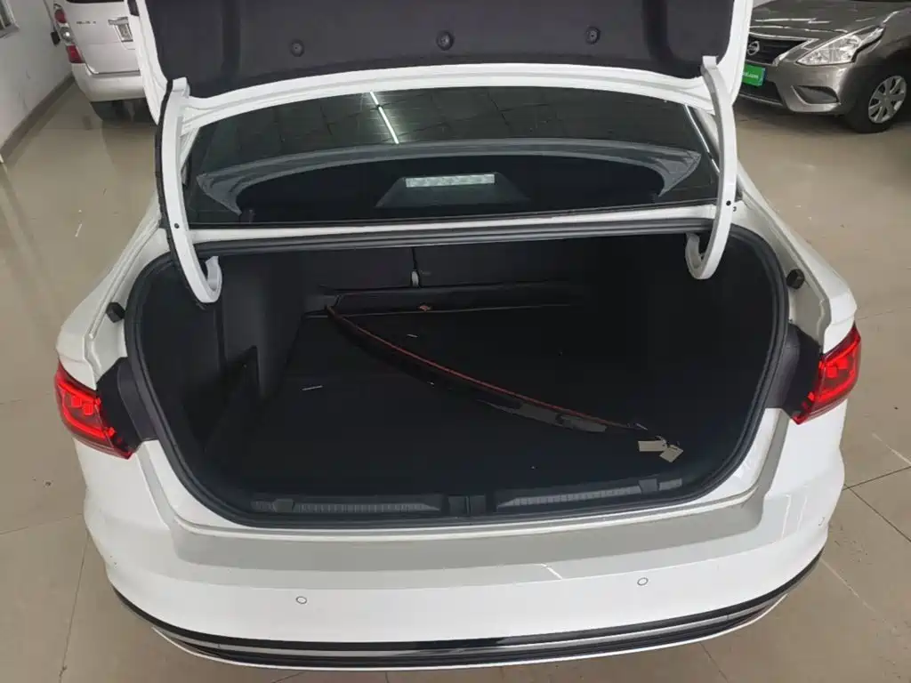 Volkswagen Bora — миниатюра 19