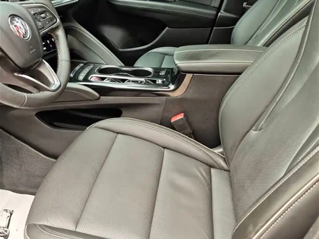 Buick Envision Plus Plus 2023 Plus 652T мест Luxury