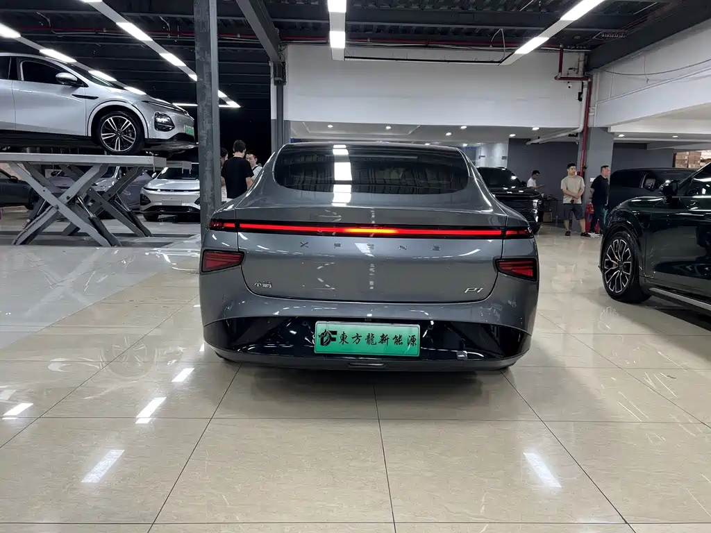 XPeng P7 — миниатюра 4