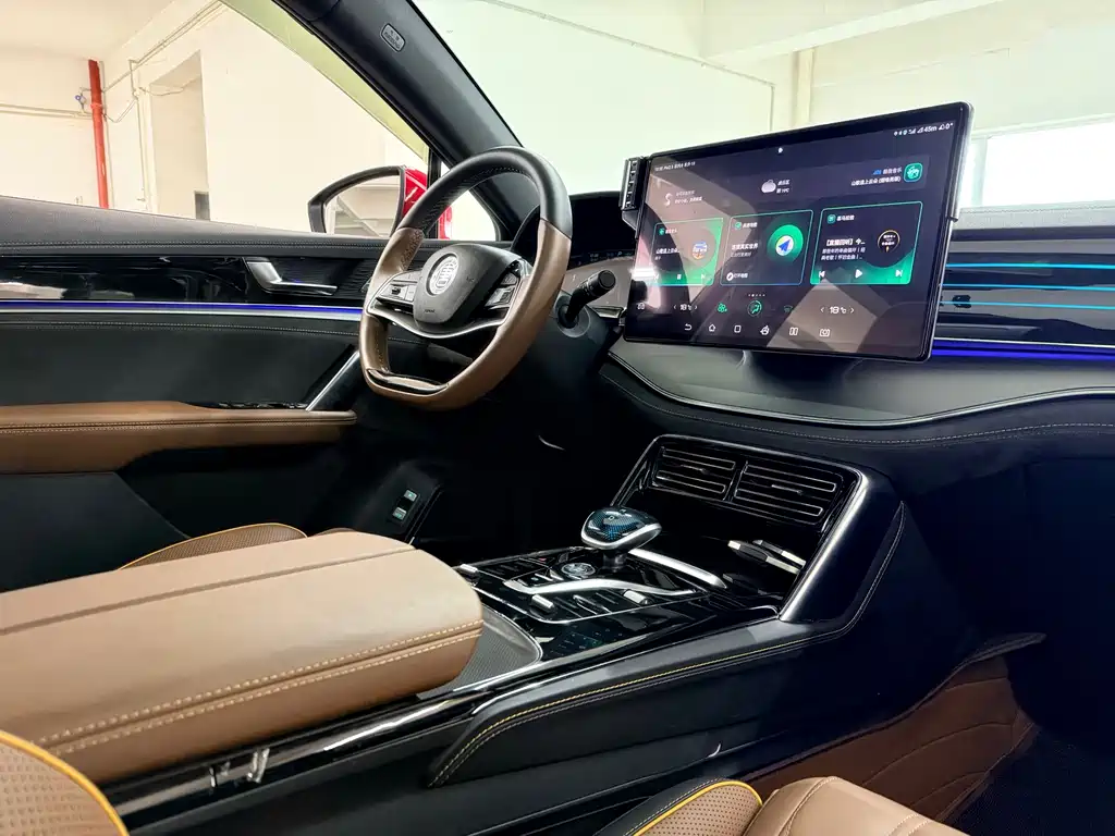 BYD Tang New Energy — миниатюра 14