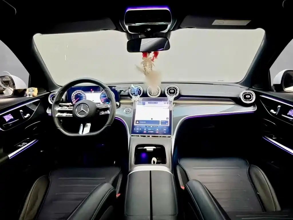 Mercedes-Benz C-Class — миниатюра 4