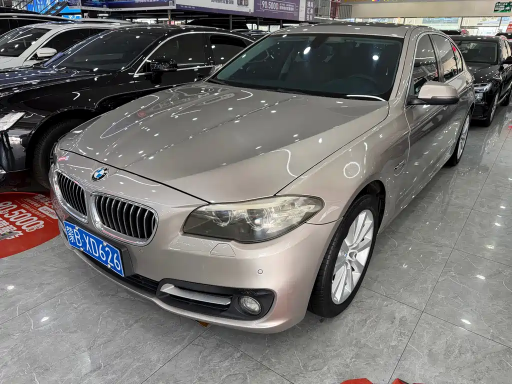 BMW 5 Series — миниатюра 15