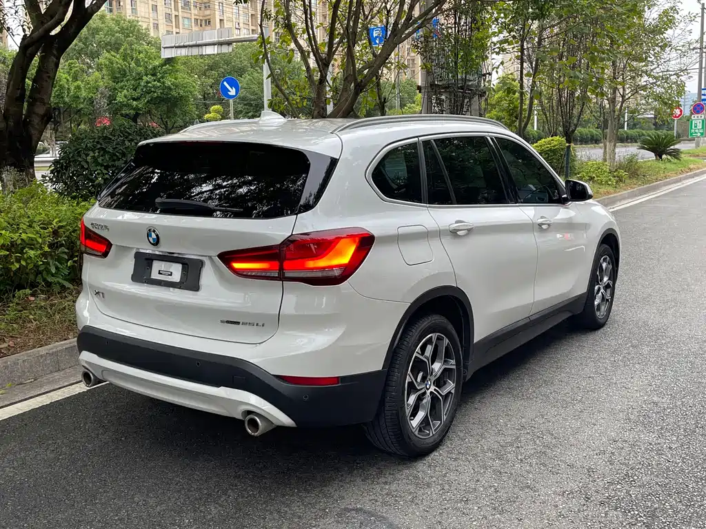 BMW X1 — миниатюра 4