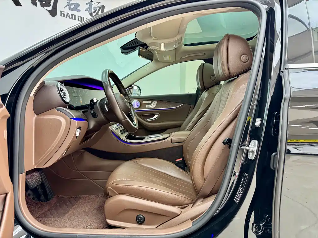 Mercedes-Benz E-Class — миниатюра 5