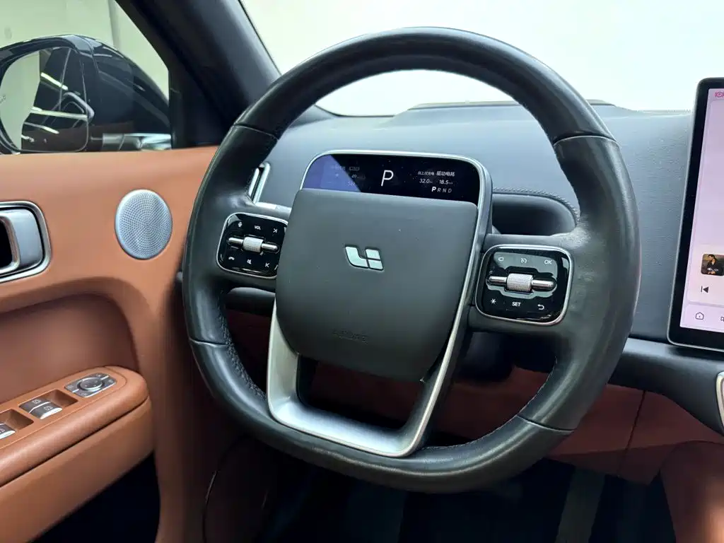 Li Auto Li L8 — миниатюра 13
