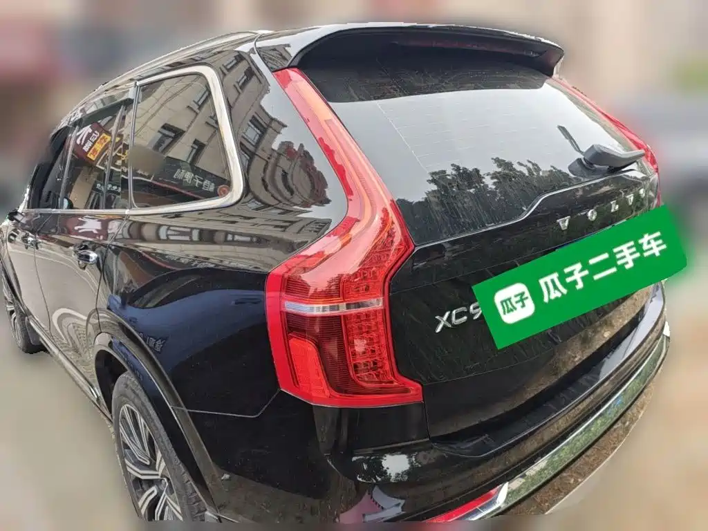 Volvo XC90 — миниатюра 25