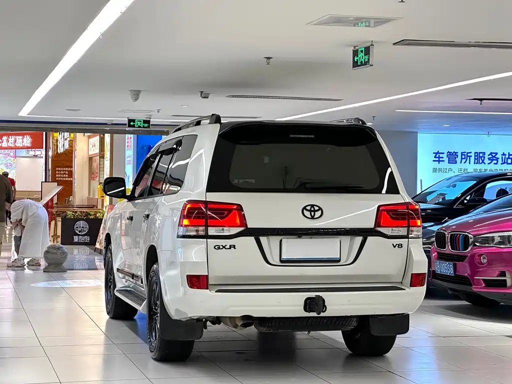 Toyota Land Cruiser — миниатюра 5