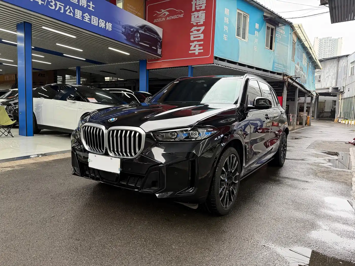 宝马X5 2023款 xDrive 40Li M运动曜夜套装 2025