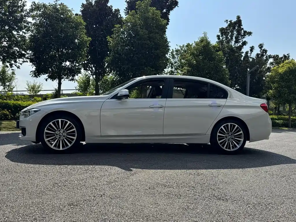 BMW 3 Series — миниатюра 4