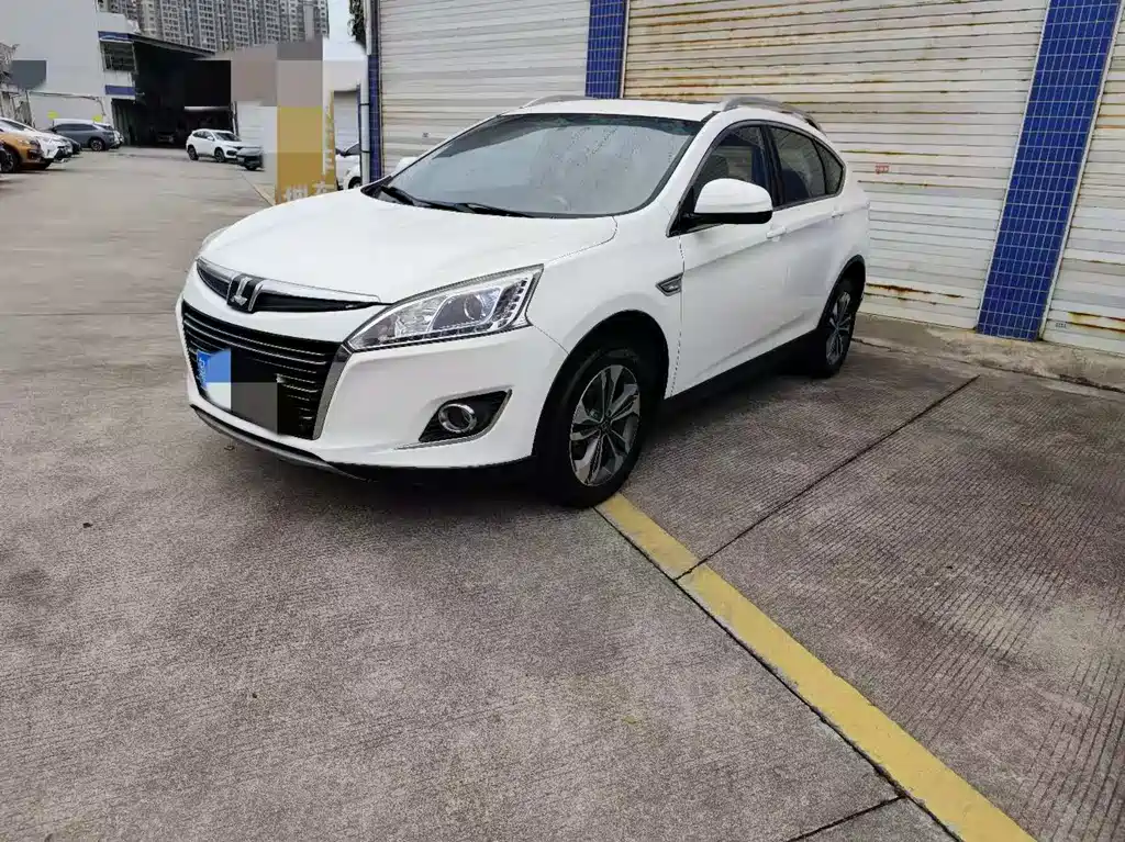 LUXGEN EXCELLENT 6 SUV