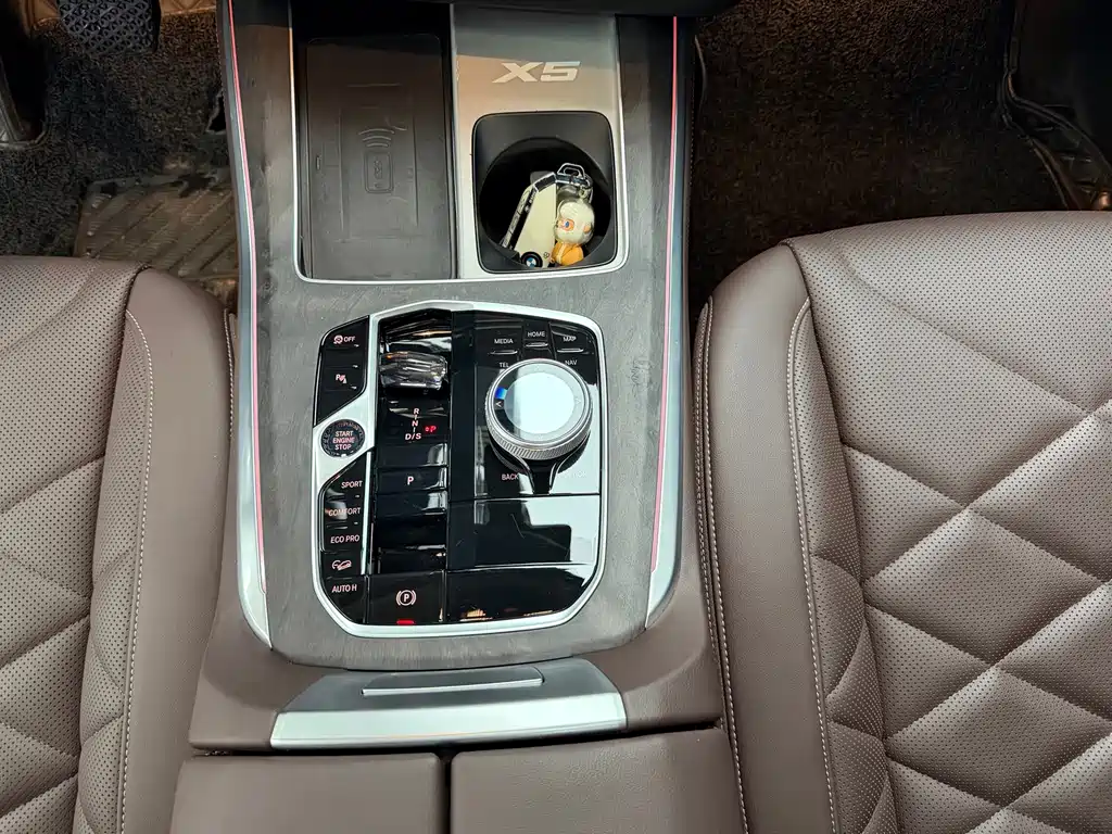 BMW X5 — миниатюра 13